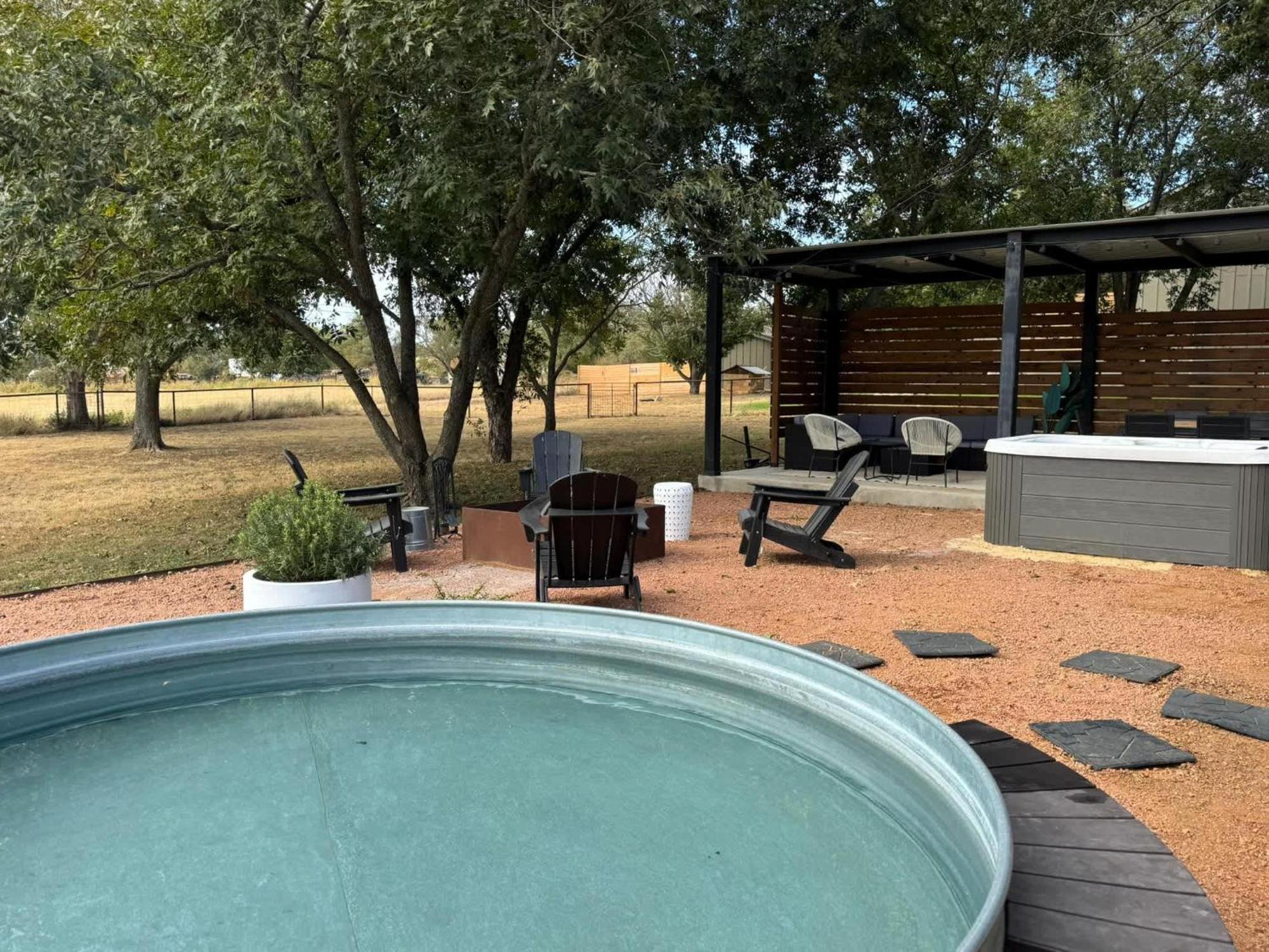 弗雷德里克斯堡Container Haus Pet Friendly With Cowboy Pool别墅 外观 照片